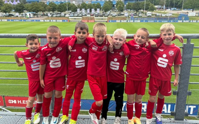 U8 des Ahrweiler BC zu Gast beim internationalen Jugendturnier des KRC Genk